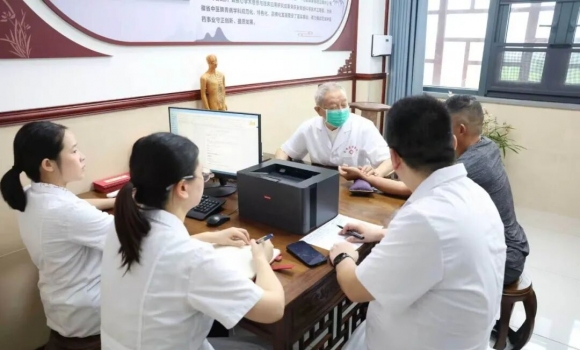 ���Ҽ�����ҽ����ƽ̨��ؽ���ҽԺ